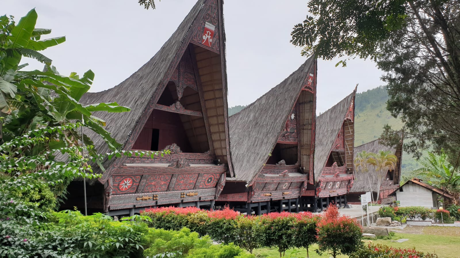 Nilai & Filosofi